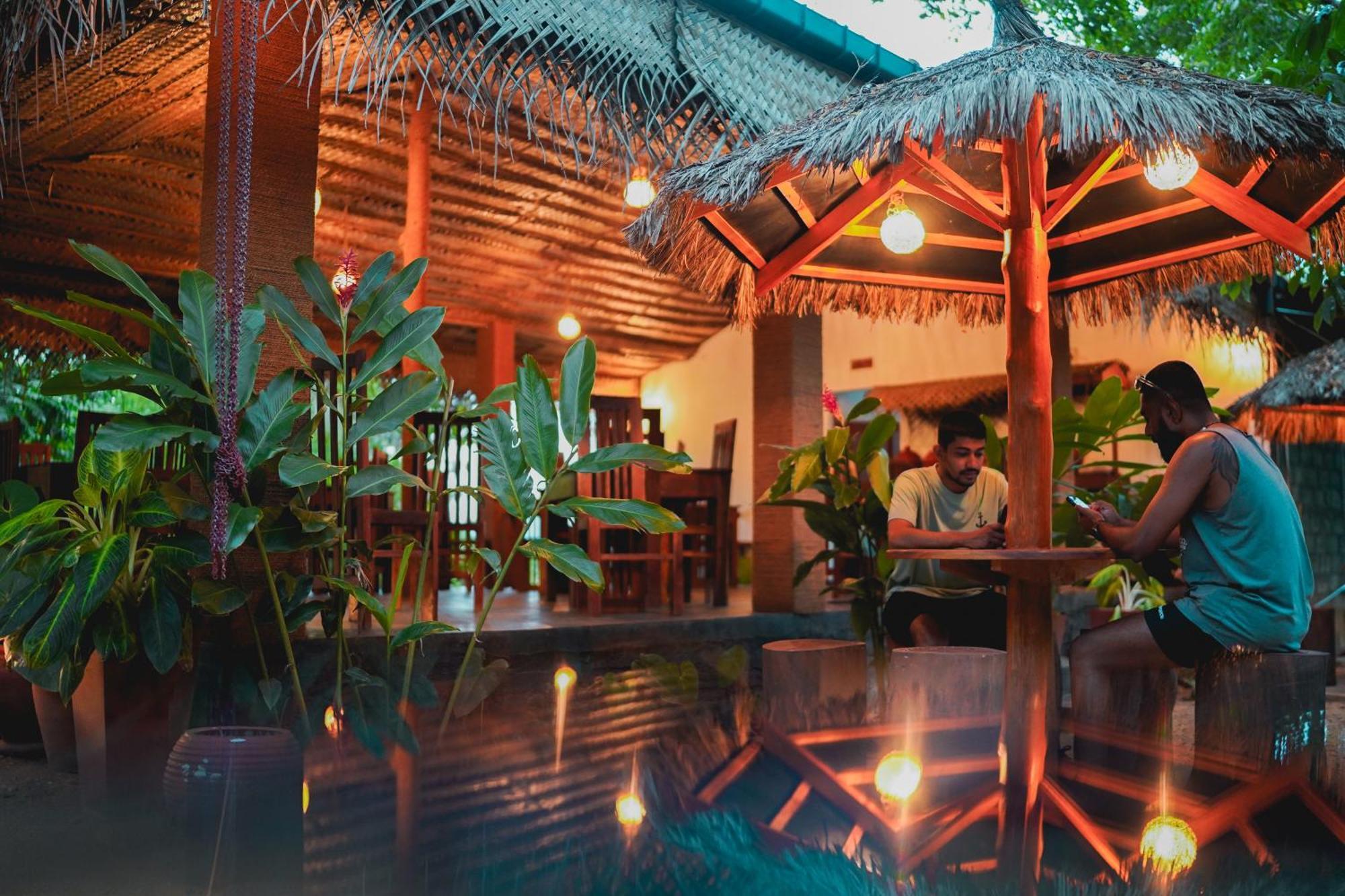 Ceylon Amigos Eco Resort Sigiriya Buitenkant foto